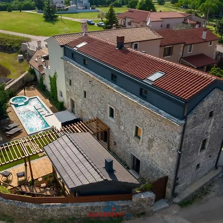 Ξενοδοχείο Vittorina Comfortable Holiday 4*